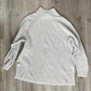GAP Women's Light Gray Ribbed Mock Neck Sweater